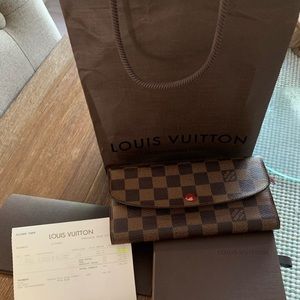 Louis Vuitton Emilie Wallet